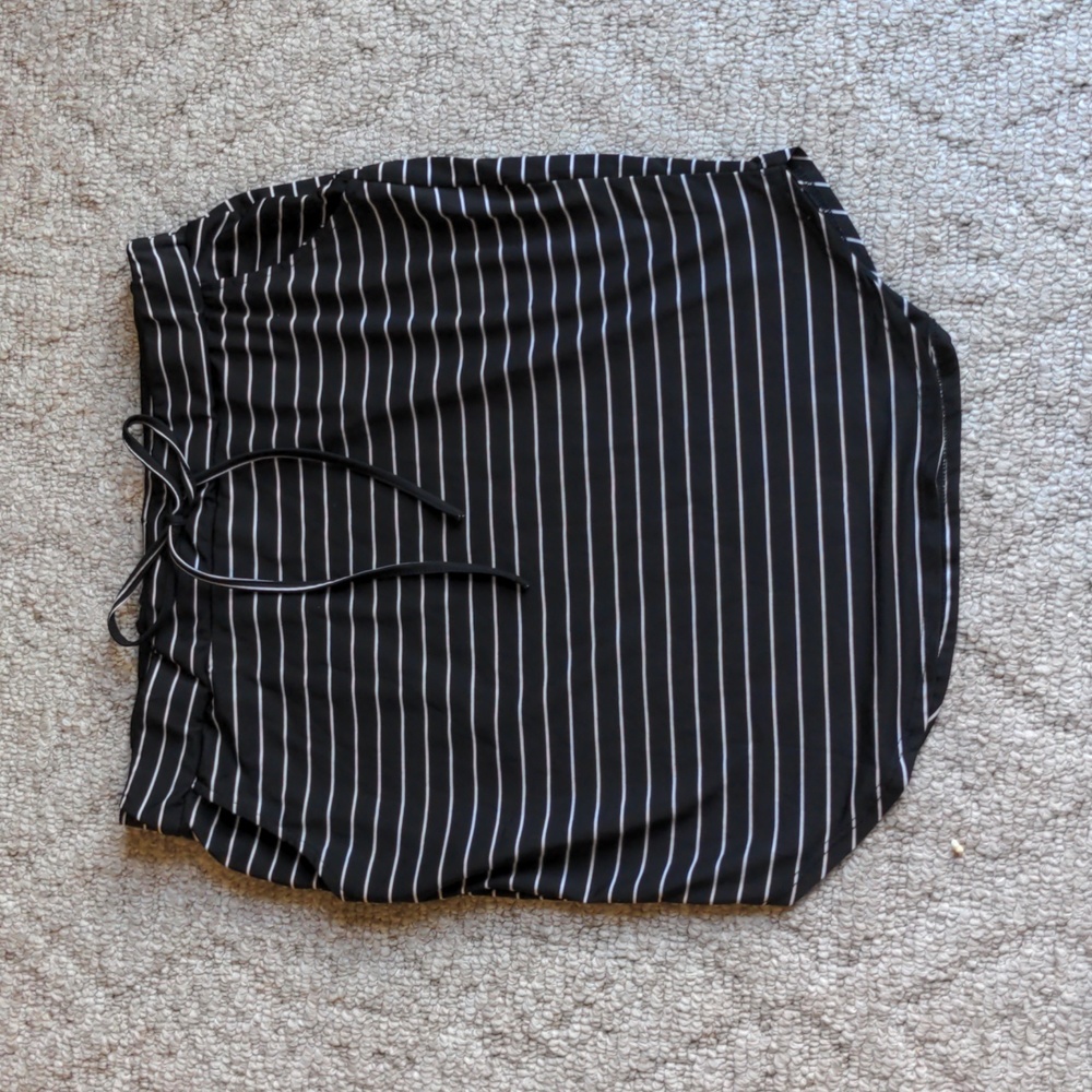Shein Skirt (New)